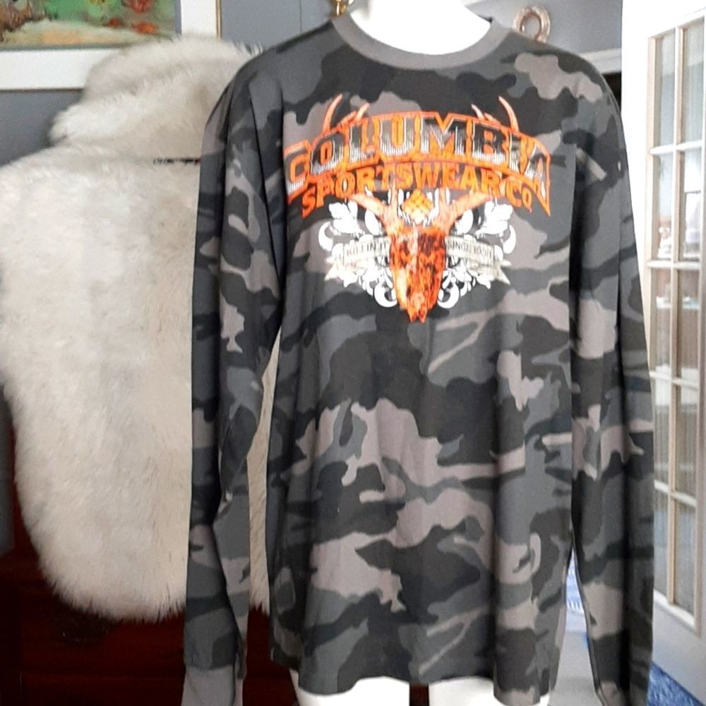 Columbia sports man Cameo  Long‎ Sleeve TShirt L